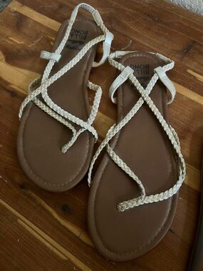 Billabong Metallic Silver Braided-Strap Flat Sandals